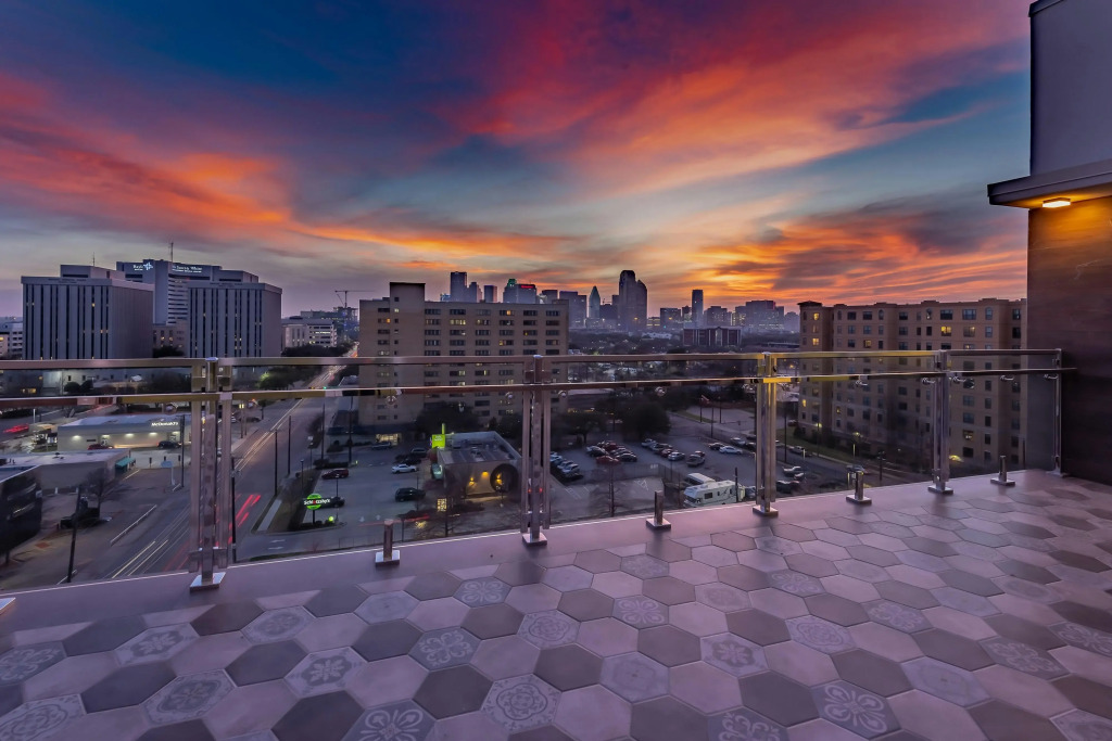 Element by Marriott Dallas Downtown East