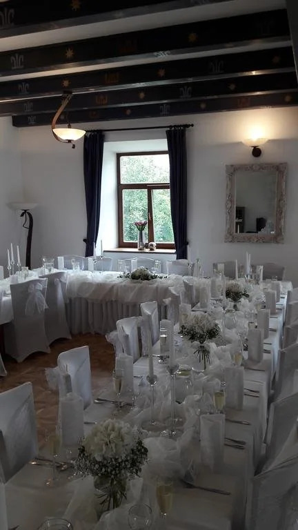 Zámecký Hotel U Rajských