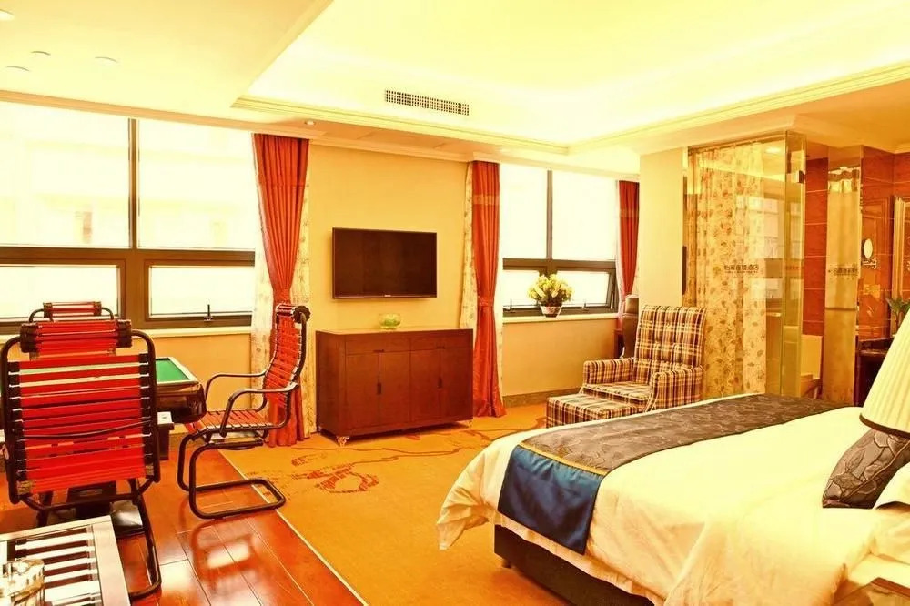 Yijia Mingren Hotel