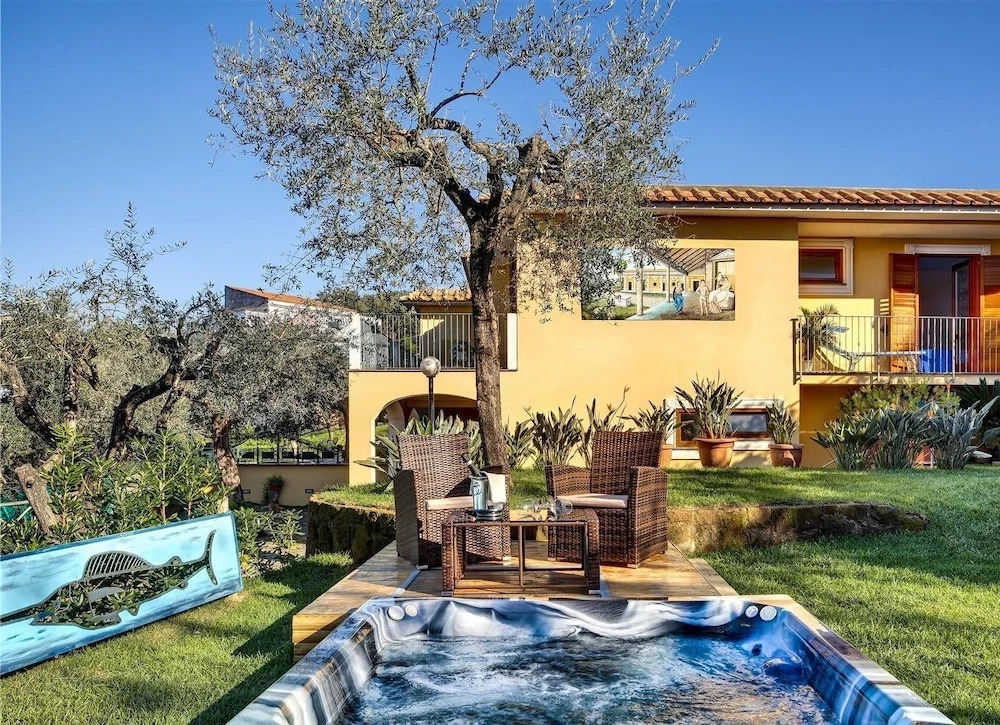 GOCCE VILLAS - Villa Aurelia una casa in collina
