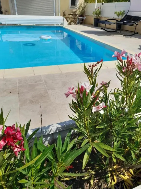 Studio sympa meublé avec parking privé