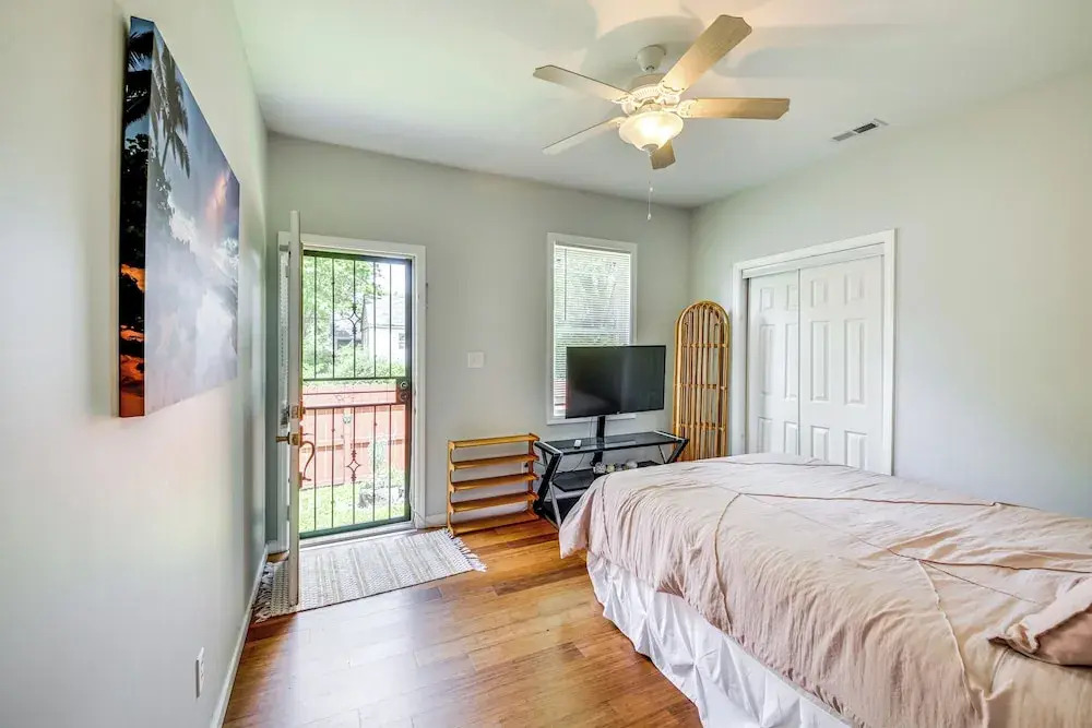 3 Mi to Dtwn: Updated Retreat in Indianapolis!
