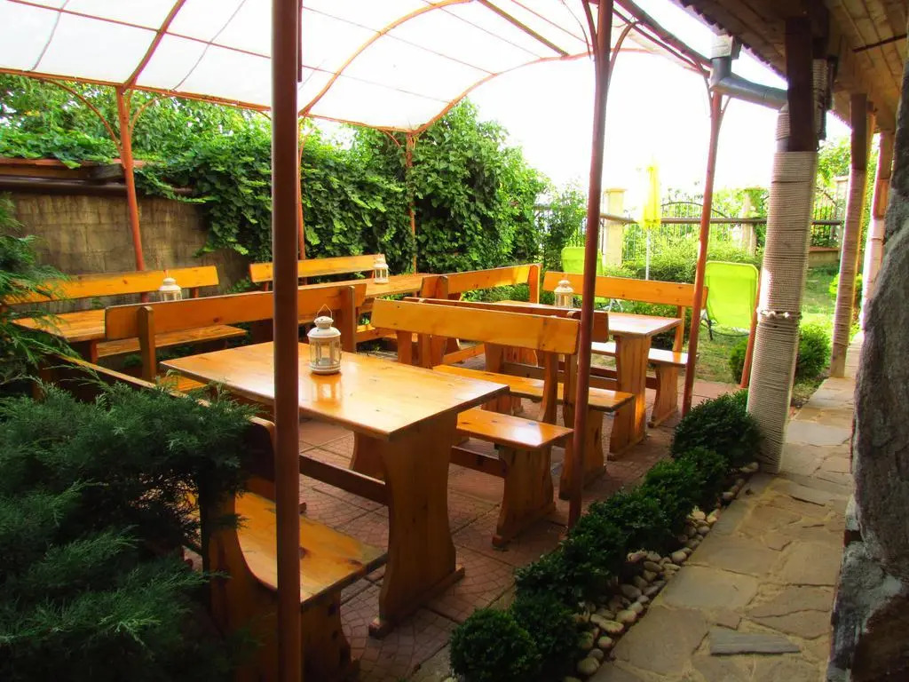 Guest House Dvata Bora