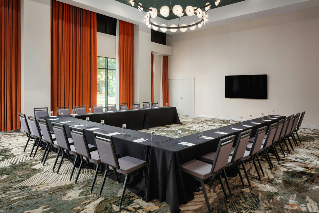 Embassy Suites By Hilton Chattanooga Downtown