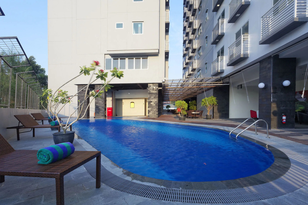 GiiA Hotel Nagoya Batam