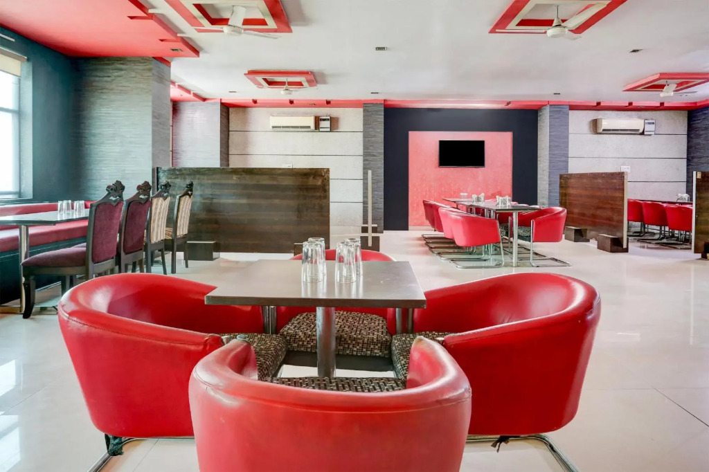 M2 Hotel & Restaurant