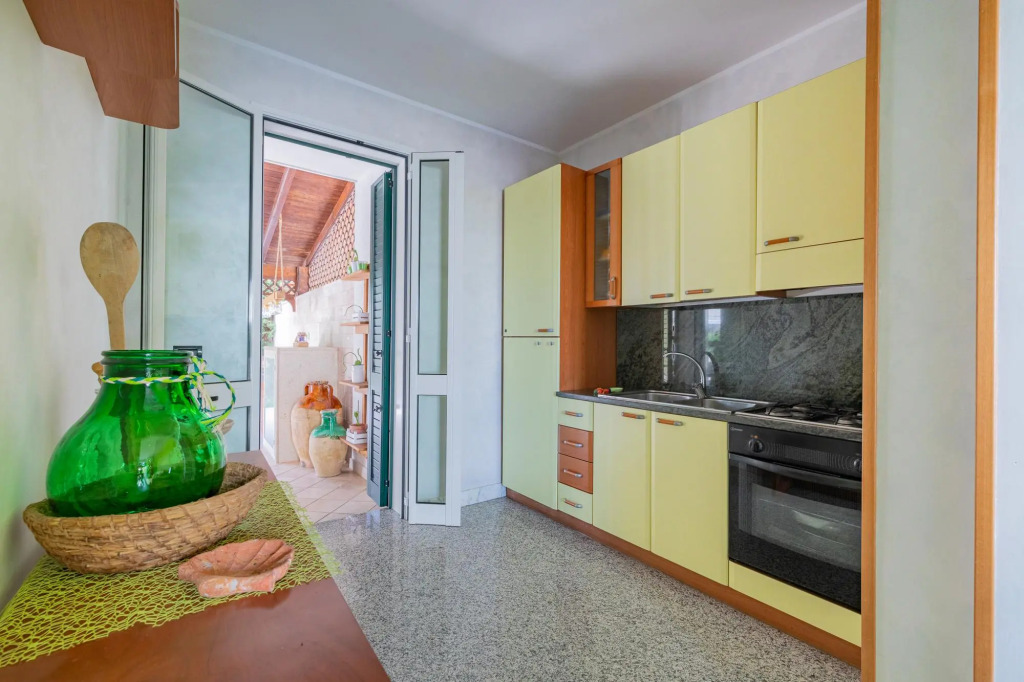 Holiday home on the ground floor about 1km from the beach of Torre dell'Orso-Casa Maestrale PT