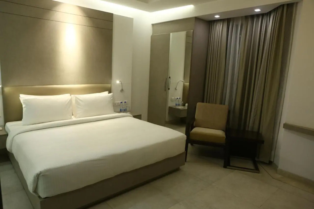 Keys Lite by Lemon Tree Hotels, Mayfield, Gurgaon