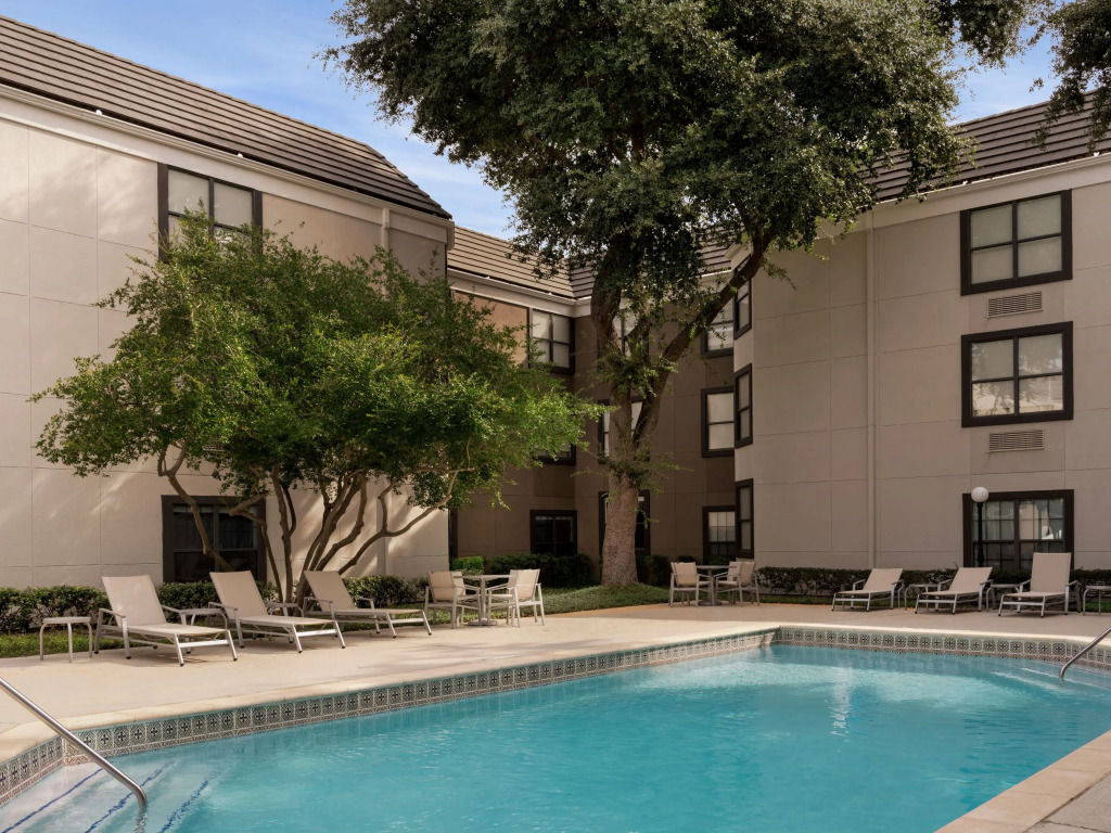 Holiday Inn Express Hotel & Suites Irving DFW Airport North by IHG