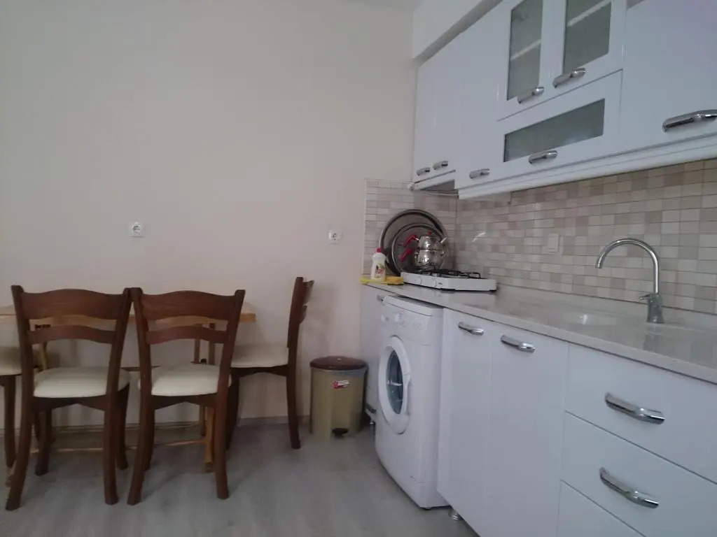 Kusva Apart