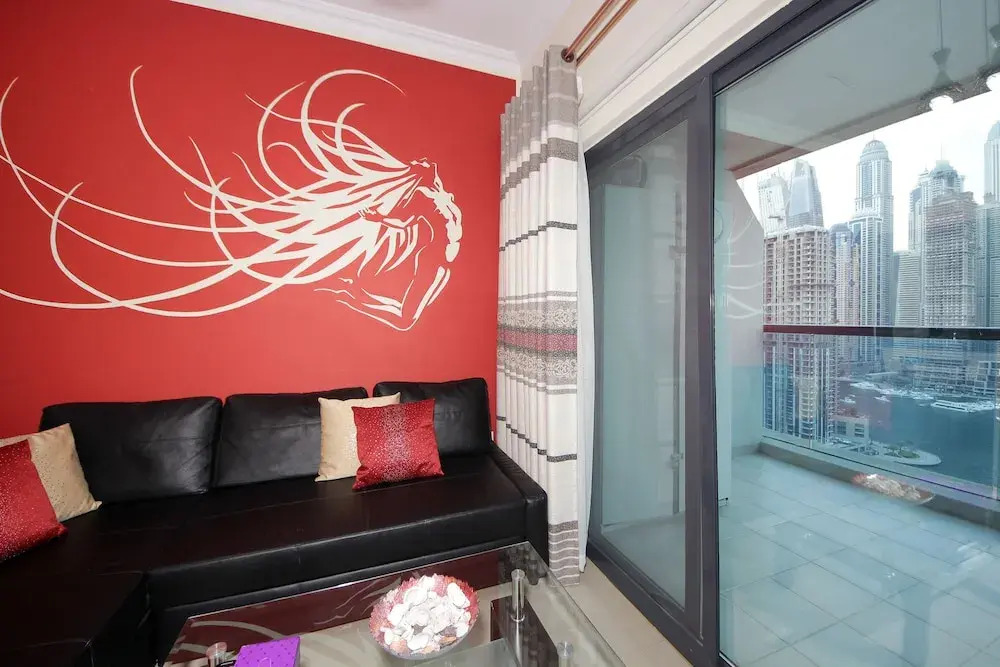 Cozy 1BR in Marina Walk with Balcony