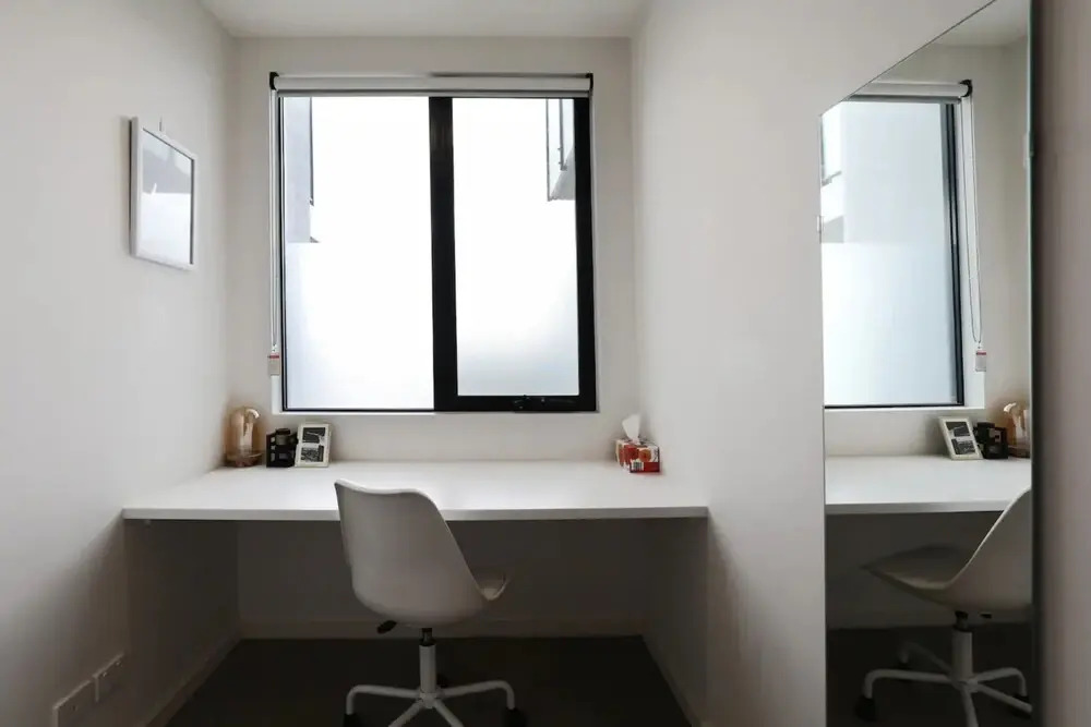 Stylish And Modern 2 Bedroom Melbourne Retreat