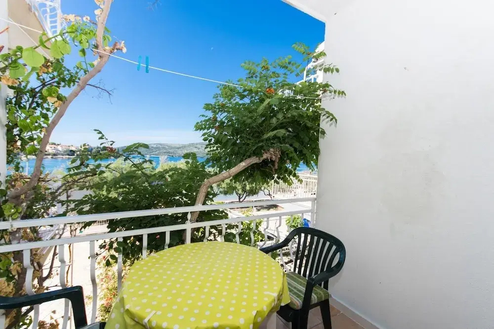 New Beach 4 Star Luxury Apartment 3 Bedrooms 3 Bathrooms, Free Boat Berth