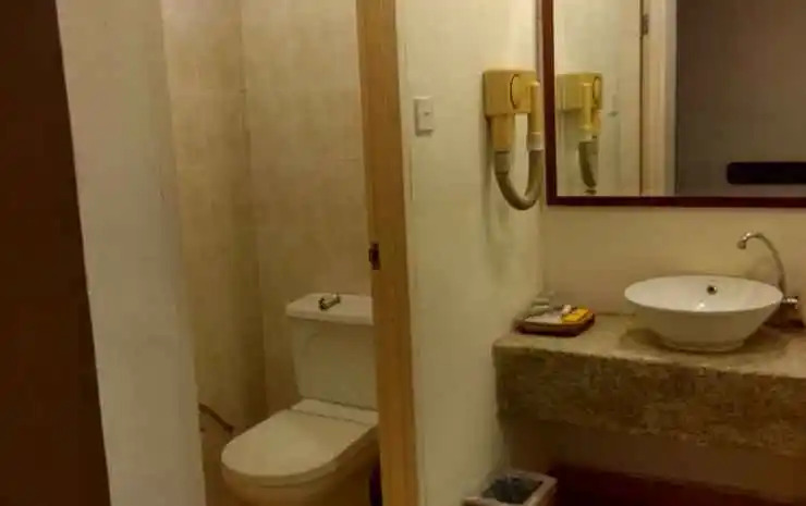 Theme Park & Resort Hotel Pantai Cermin