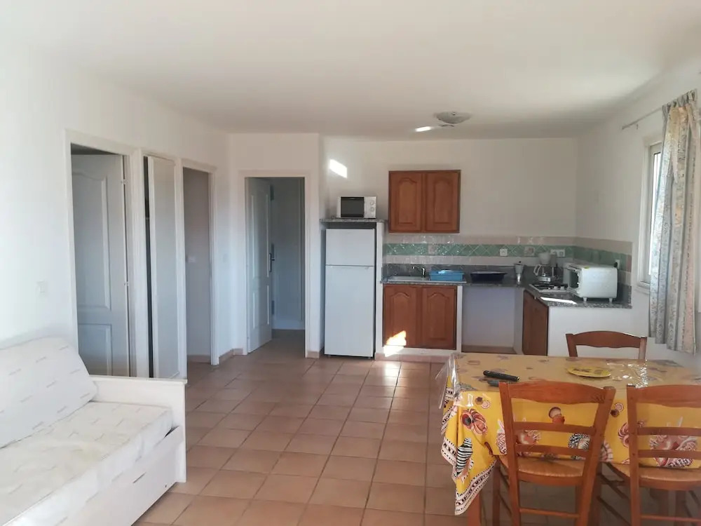 Residence Marina Di A Testa