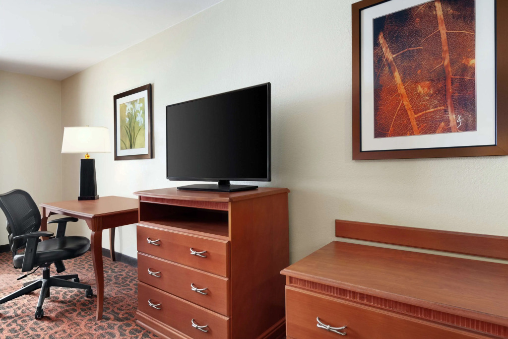 Hampton Inn Houston Stafford