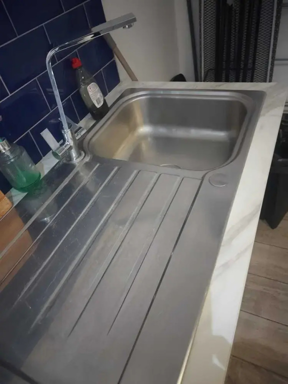 AWESOME 1 Bedroom Flat in Doncaster 2