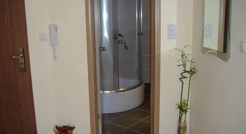 Studio Apartment Djeram1