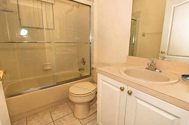 766 Dolcetto Drive 4 Bedrooms, 3 Bathrooms