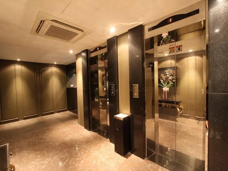 A Seven Hotel