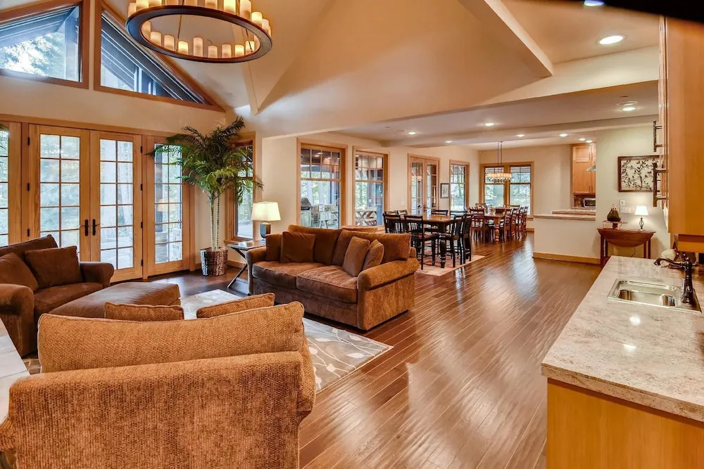 Pine Ridge Estate