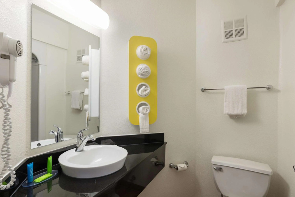 Motel 6-Orlando, FL - International Dr