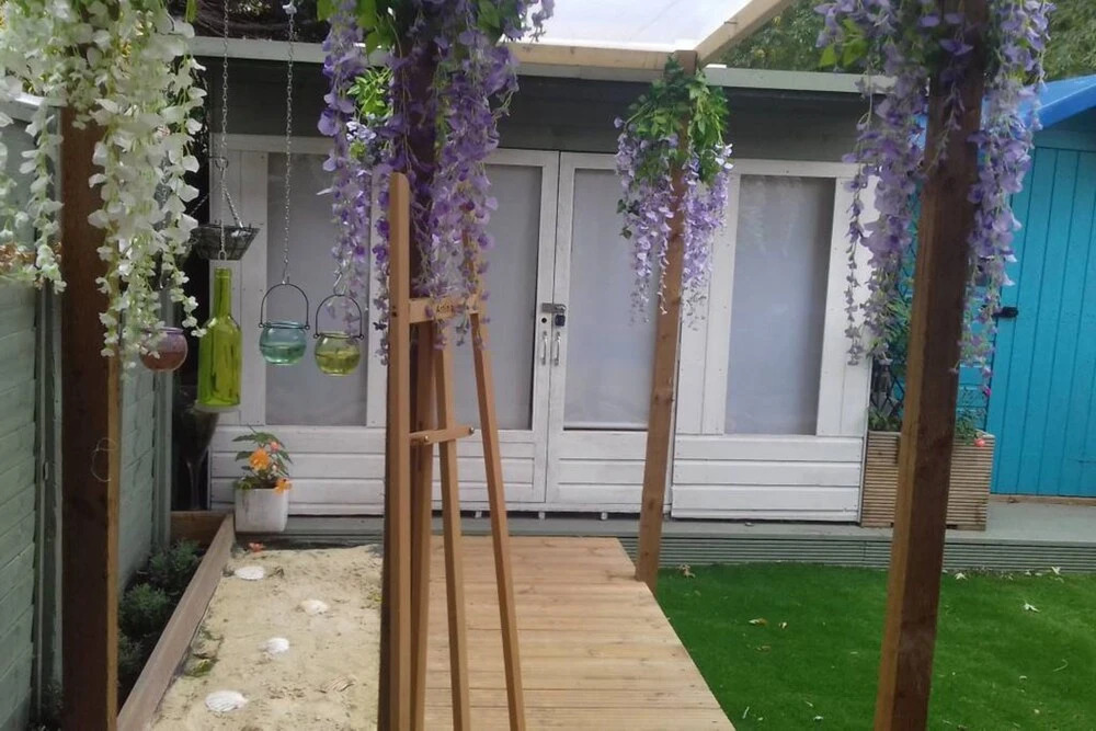 1 Bedroom Apartment With Garden in Mudchute