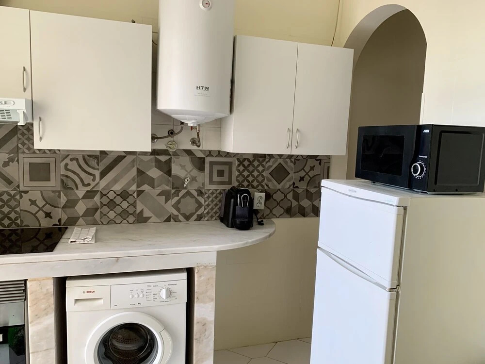 Lovely 2-bed Apartment in Lisbon Center
