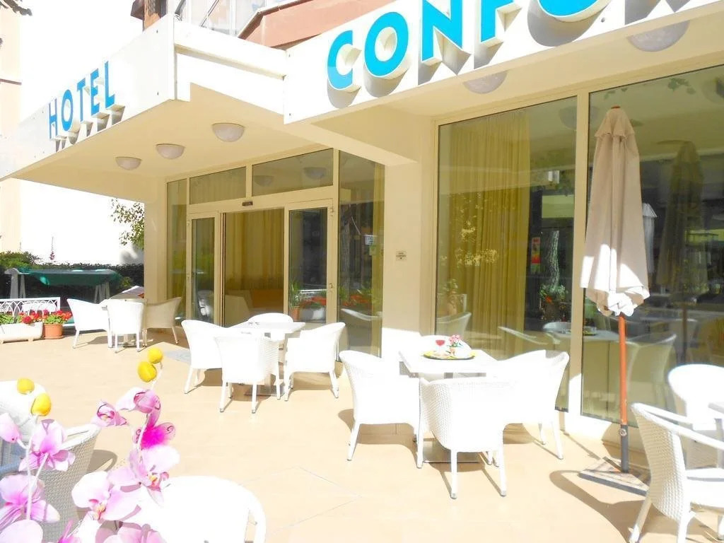 Hotel Confort