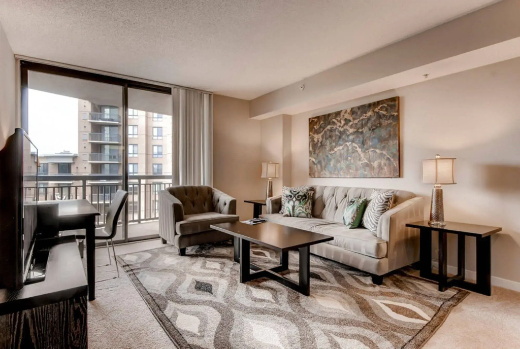 Global Luxury Suites at Pentagon City North