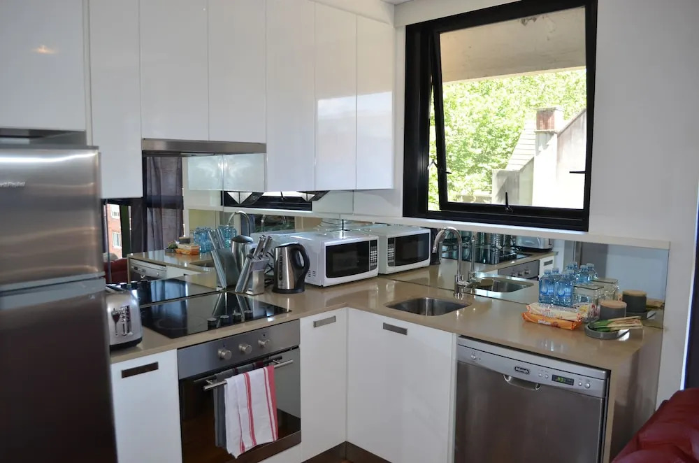 Potts Point Chic, Sydney Apartment