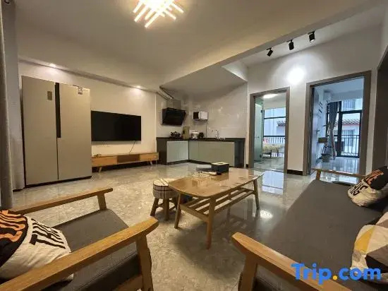 Yangshuo Youshanju Homestay (West Street Ten-Mile Gallery)