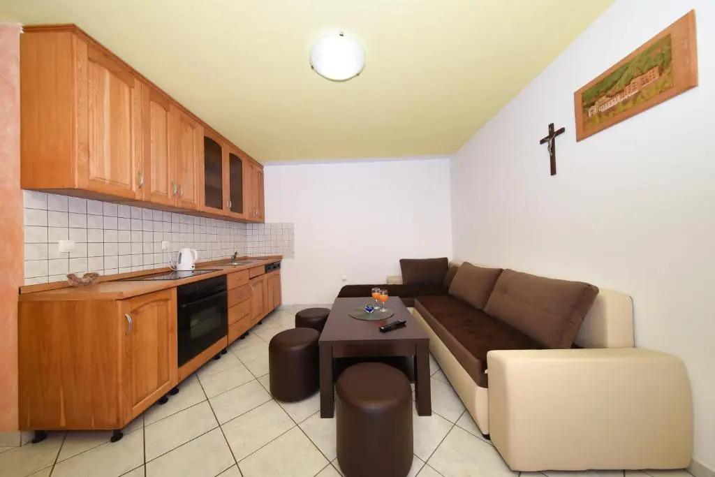 Apartments Krepo