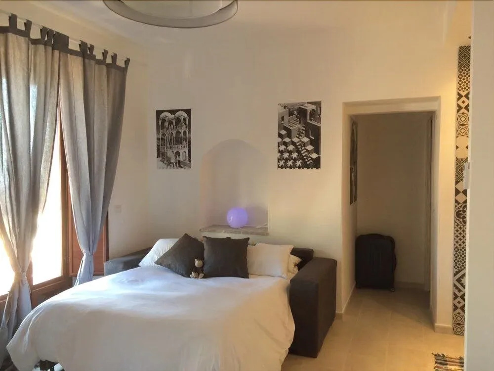 Isoco Guest House