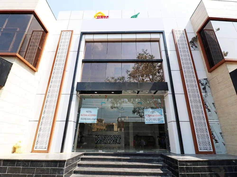 Oyo 19610 Hotel Nutan Krishna