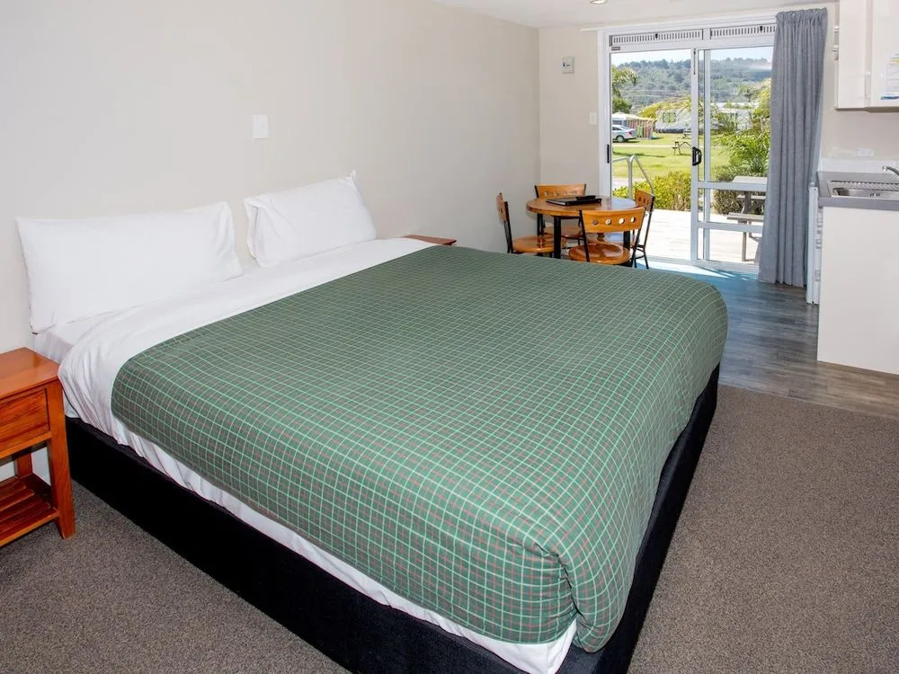 Tasman Holiday Parks - Beachaven