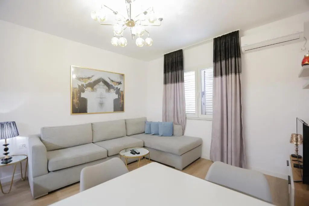 Miku Apartment-Amazing 1BD At Wilson Squear