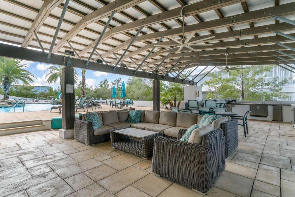 374 Gulfview Circle