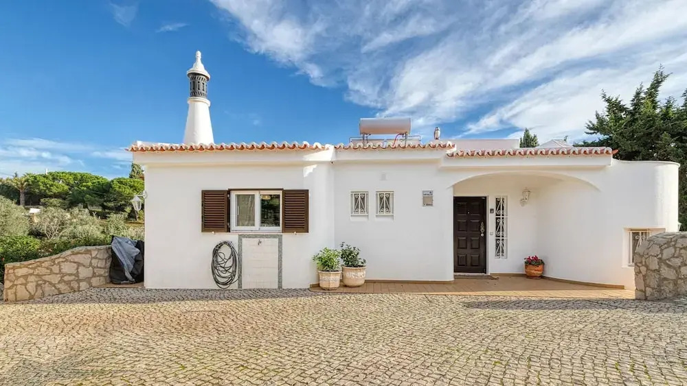 Toupeira Wonderful Well Furnished Villa