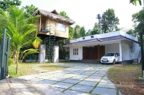 Garggi Kumarakom Village Homestay
