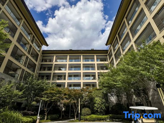Lijin Resort Hotel