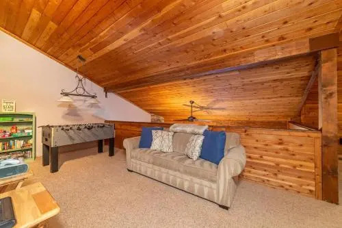 Ski Run Villas Retreat Listing #416