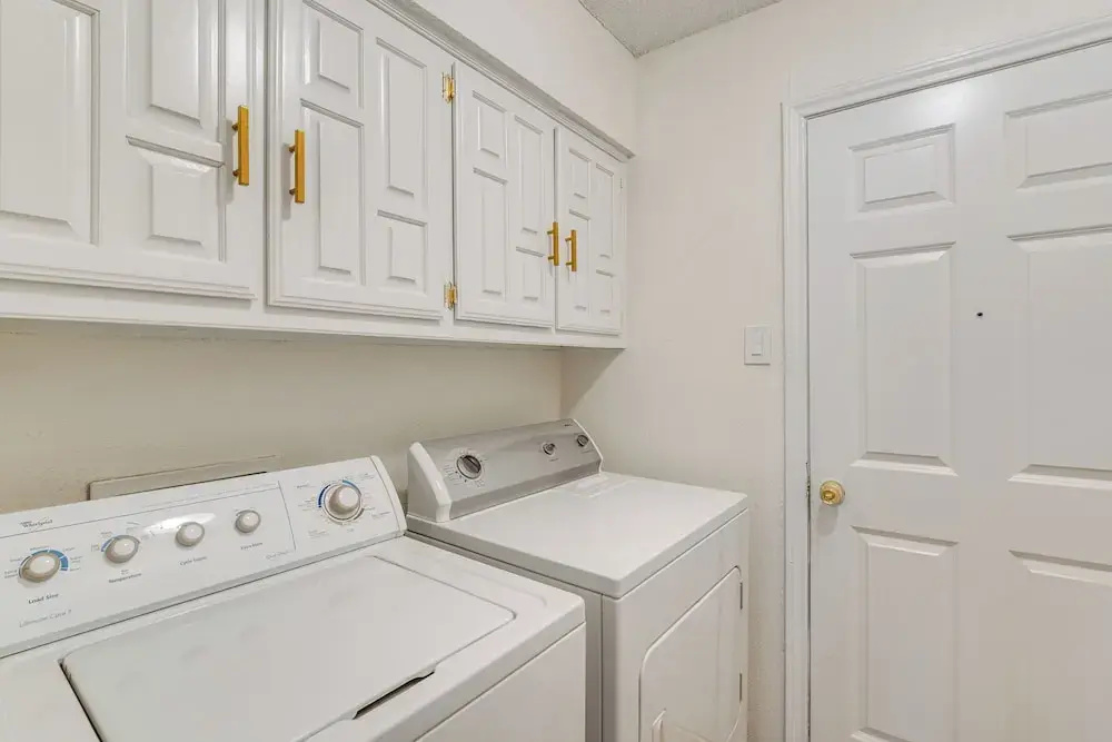 5 Mi to UT Dallas: Family-friendly Duplex w/ Patio