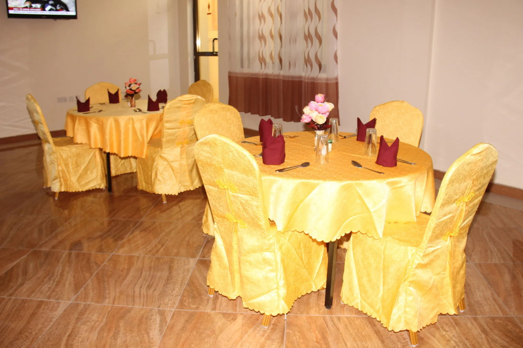 Silver Paradise Hotel