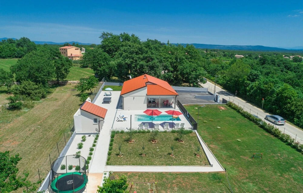 Beautiful Home In Vodnjan