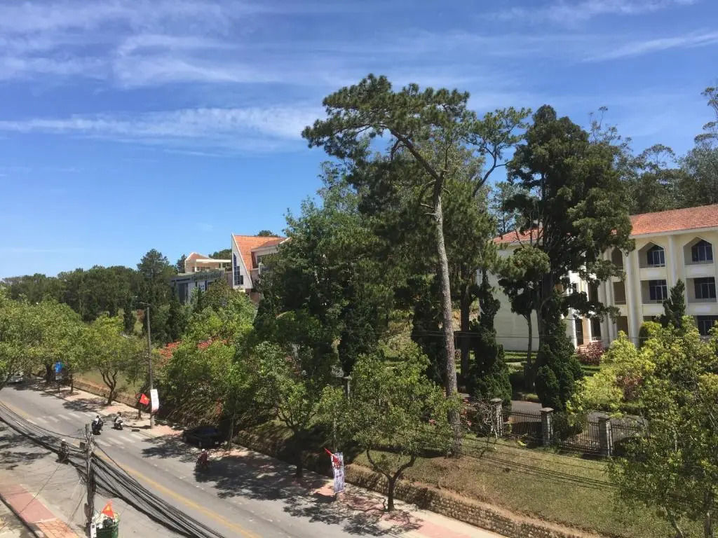 Street View Hotel & Apartment