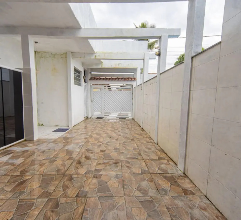Casa com Piscina e Churrasqueira no Savoy