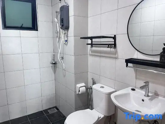 3min MMU, UOC | Couple 2pax Studio | Modern Home