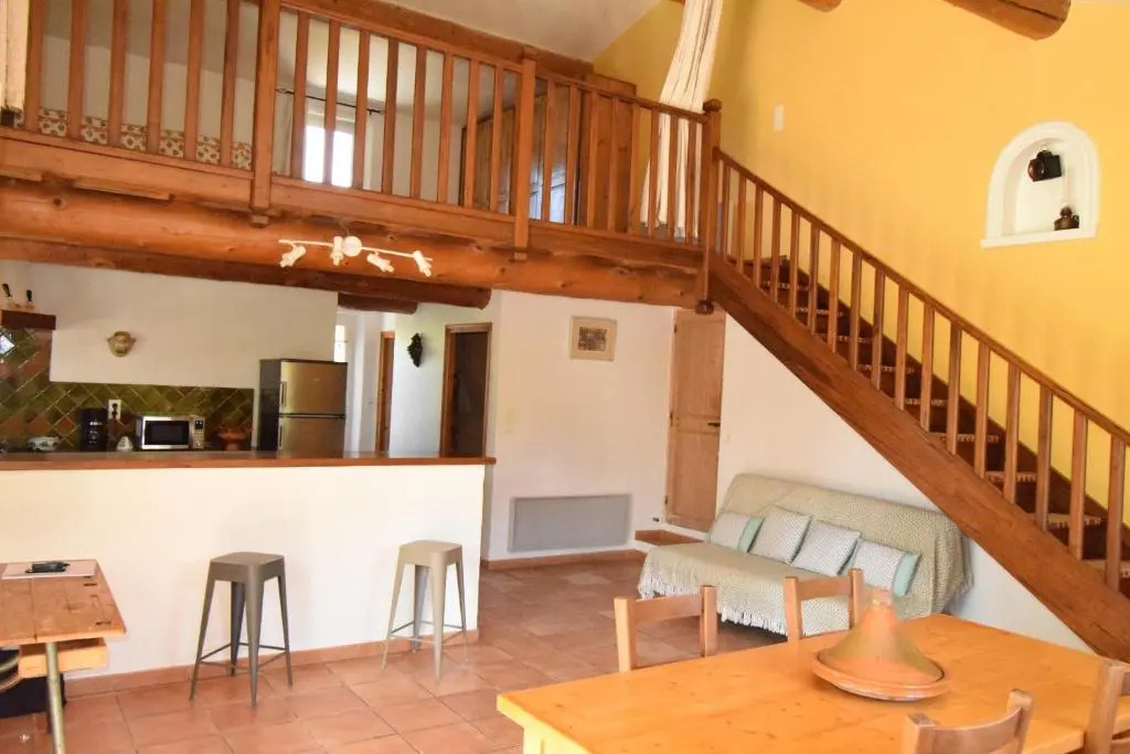 Accent Immobilier - Maison Eygalieres, Piscine, 4/6 Pers