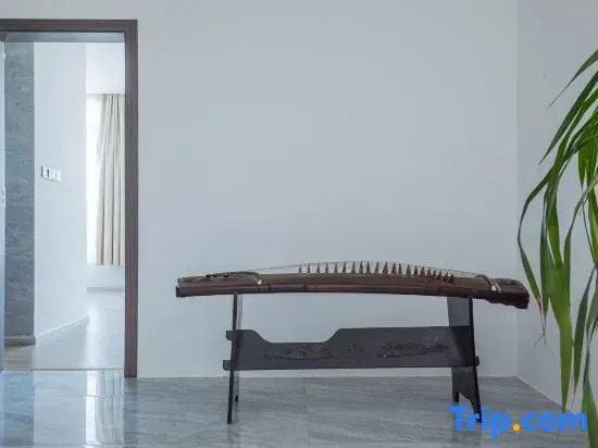 Xiyunkai Designer Seaview Inn.